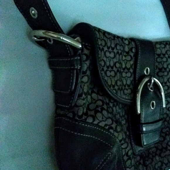 Coach Shoulder Bag - Picture 2 of 5